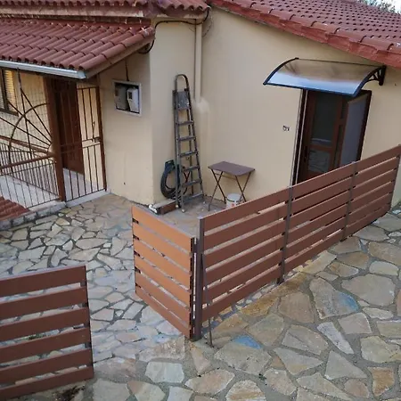 Casa vacanze Traditional House With View Drymon