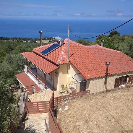 Traditional House With View Casa vacanze Drymon
