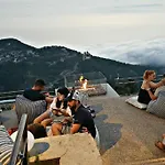 בית נופש Traditional House With View Drymon